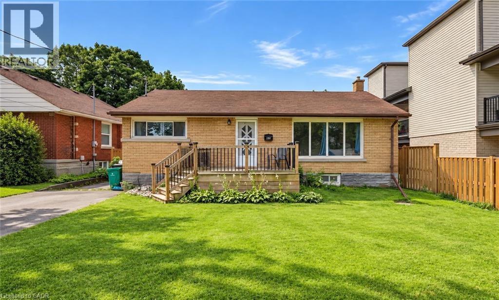 195 BELLEVIEW Avenue, Kitchener, Ontario