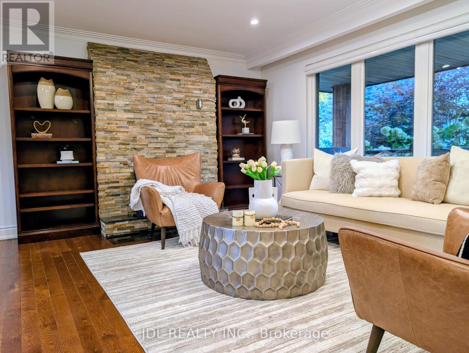 32 Ashmount Crescent, Toronto, Ontario  M9R 1C7 - Photo 10 - W13788960