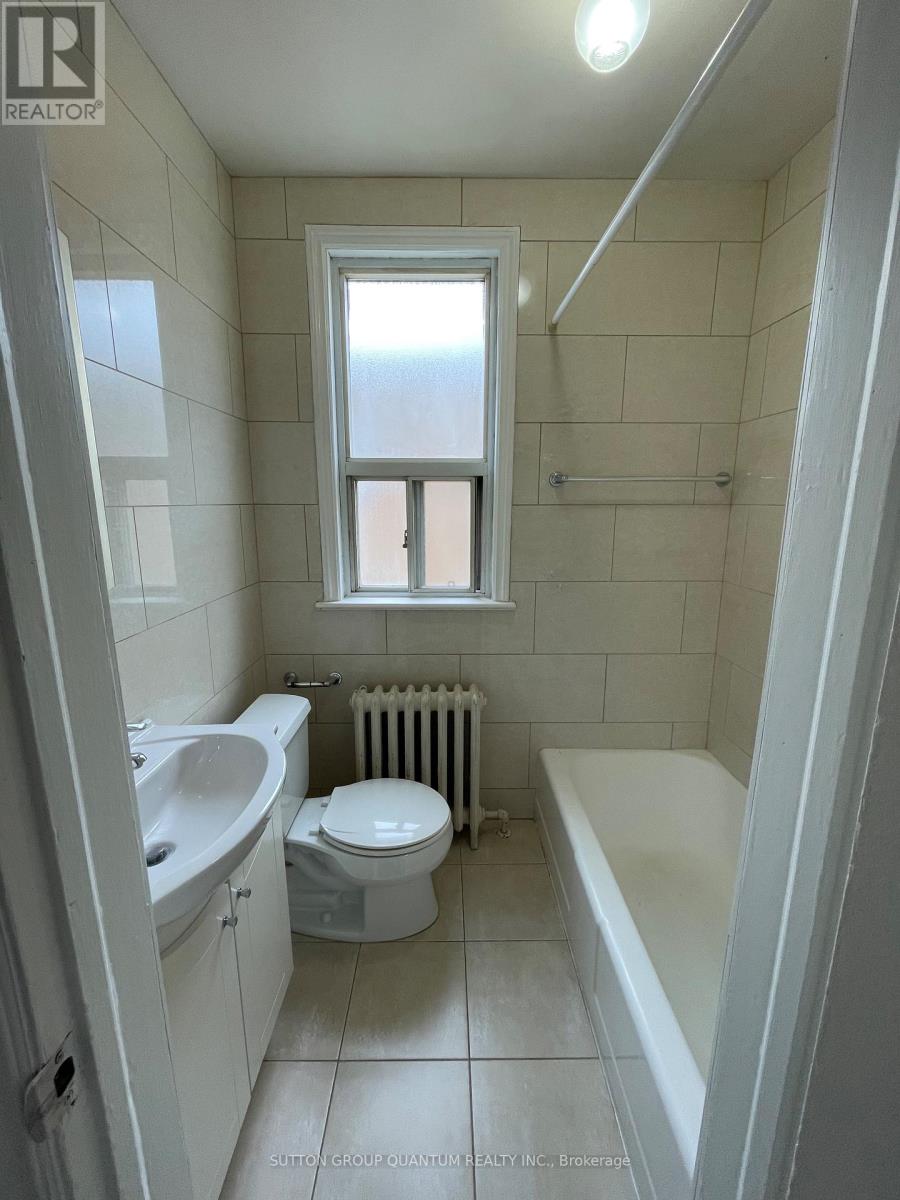 3 - 339 Lakeshore Road E, Mississauga, Ontario  L5G 1E7 - Photo 12 - W13788962