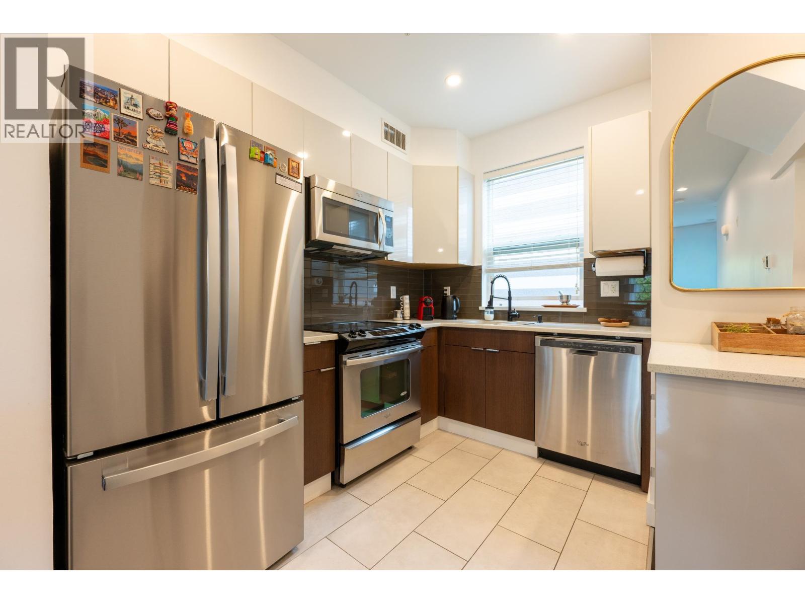 2118 Eton Street, Vancouver, British Columbia  V5L 1C7 - Photo 4 - R3166101