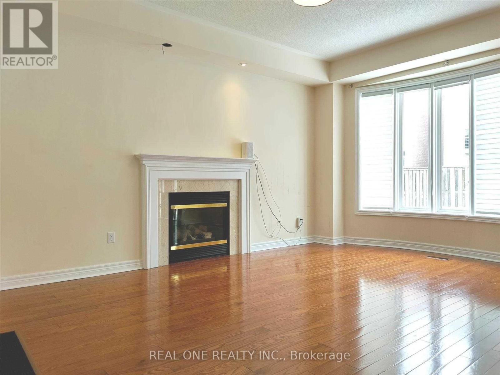 16 Hammersly Boulevard, Markham, Ontario  L6E 2A5 - Photo 4 - N13789024