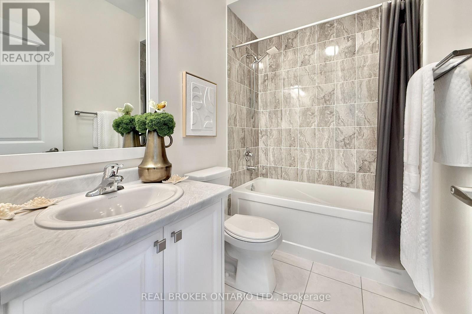72 Brookfam Street, Richmond Hill, Ontario  L4S 0J1 - Photo 40 - N13789032