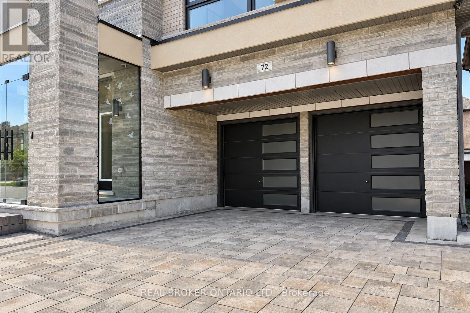 72 Brookfam Street, Richmond Hill, Ontario  L4S 0J1 - Photo 5 - N13789032