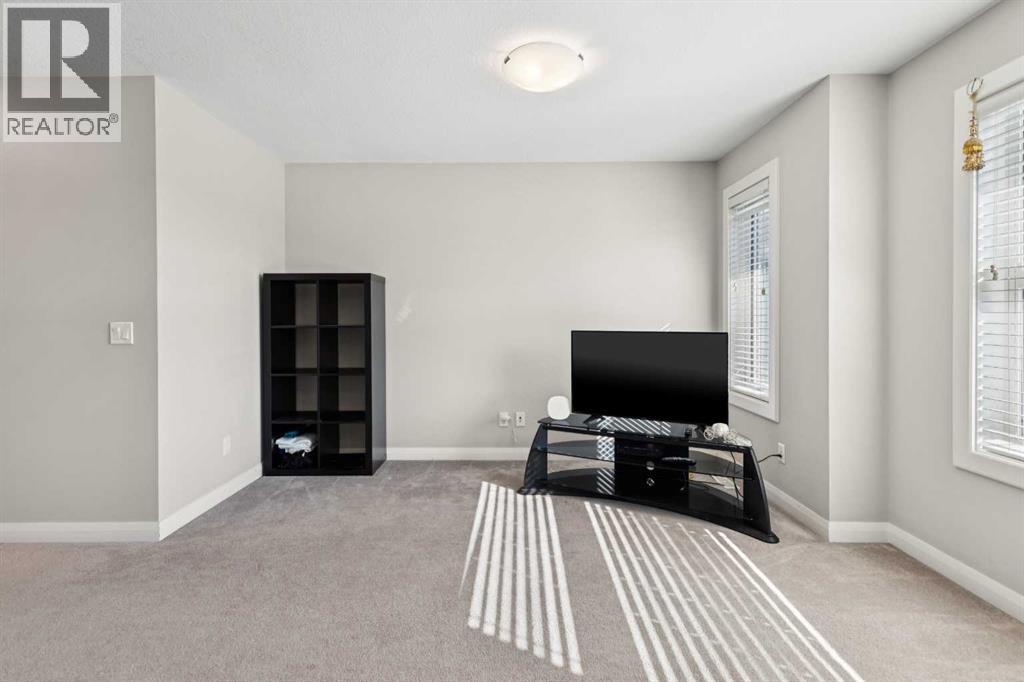 215 Redstone Heights Ne, Calgary, Alberta  T3N 0T9 - Photo 29 - A2338416