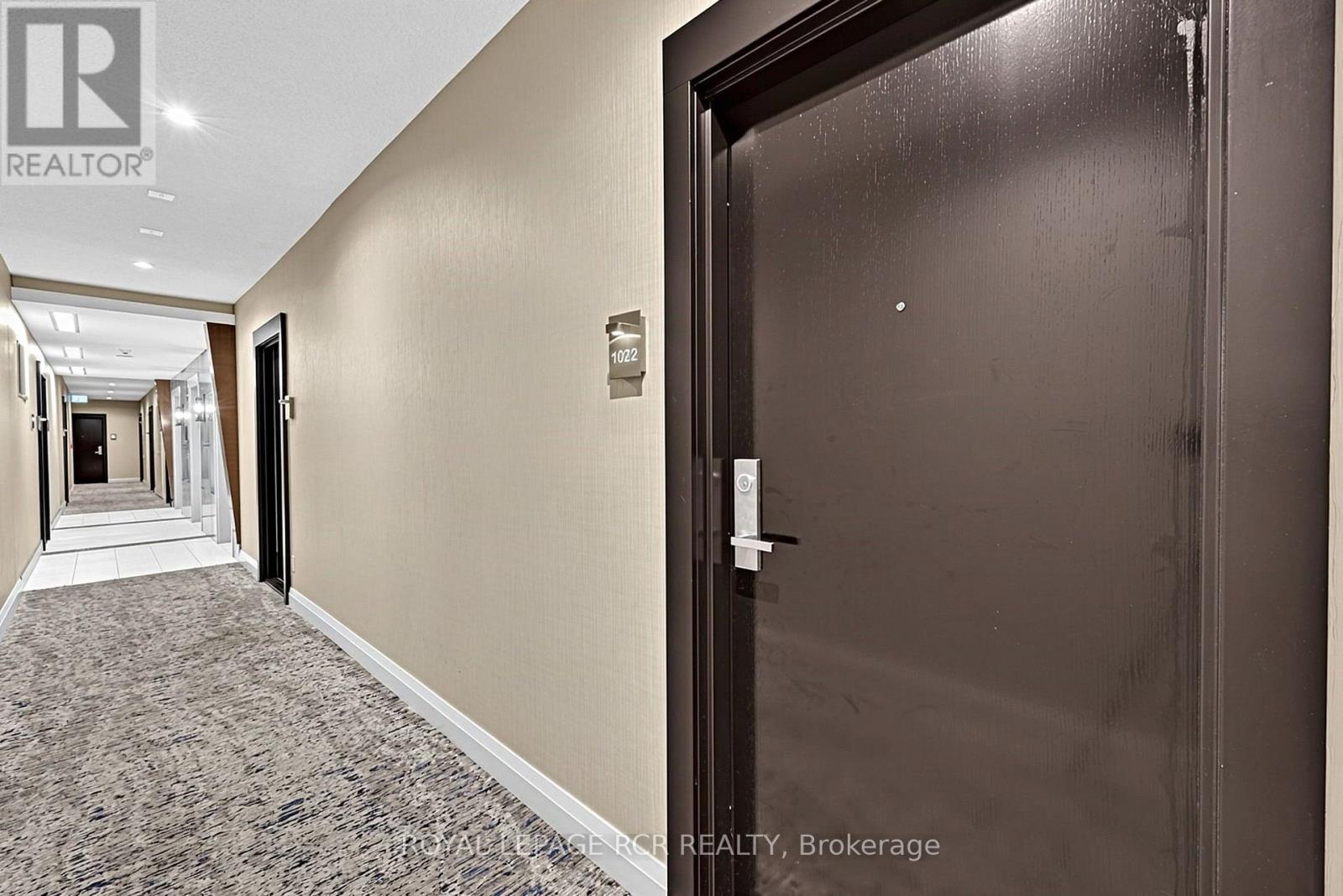 1022 - 165 Legion Road N, Toronto, Ontario M8Y 0B3 - Photo 3 - W13789030
