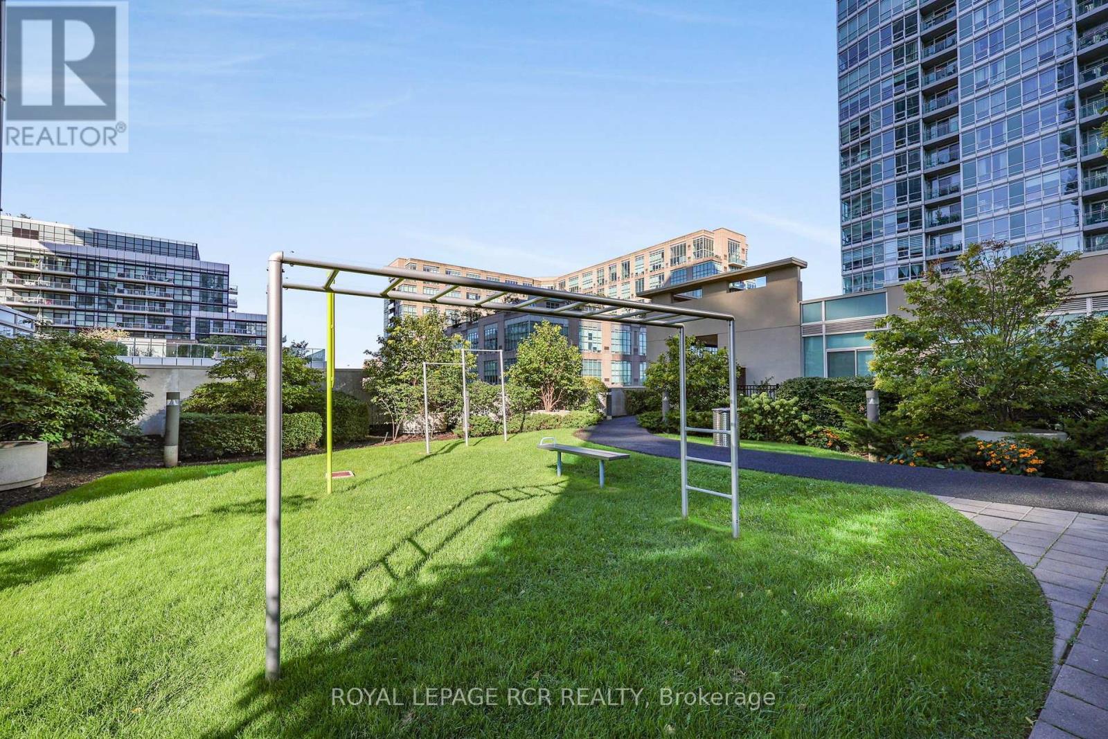 1022 - 165 Legion Road N, Toronto, Ontario M8Y 0B3 - Photo 31 - W13789030
