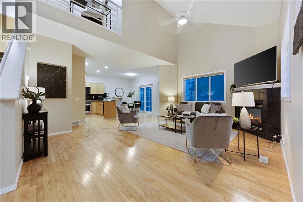 47 Patterson Hill Sw, Calgary, Alberta  T3H 2E7 - Photo 3 - A2344558