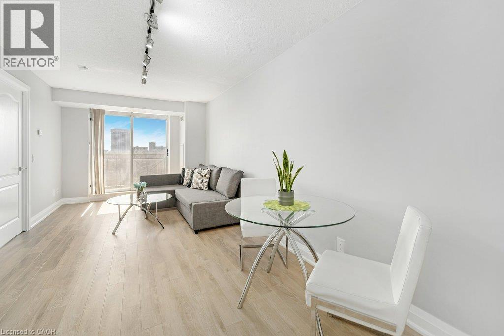 1103 Leslie Street Unit# 701, North York, Ontario  M3C 4G8 - Photo 3 - 40863416