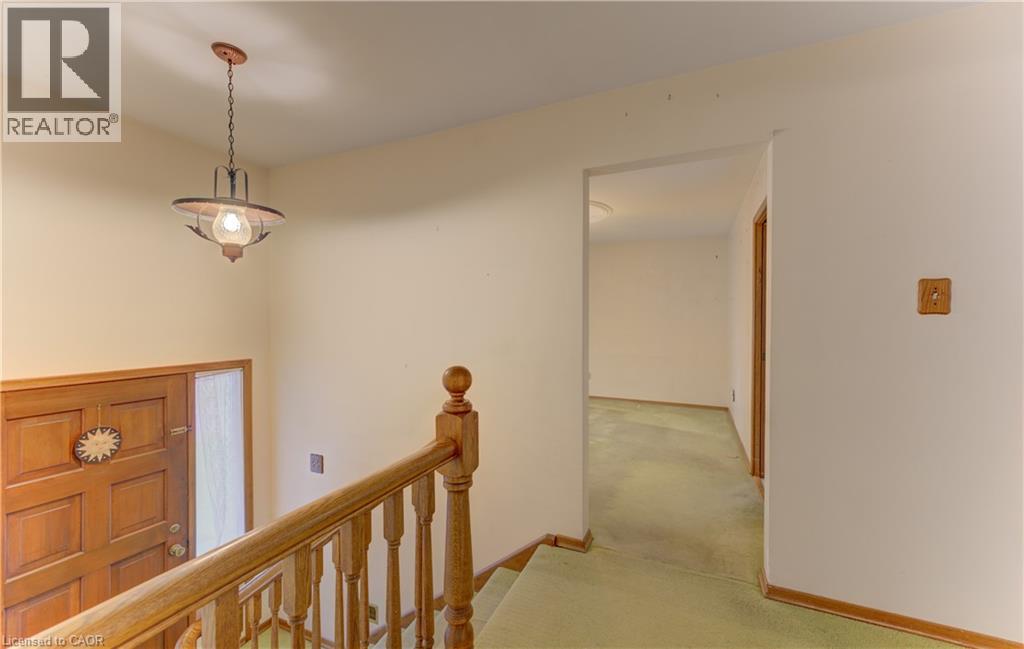 350 Coleridge Place, Waterloo, Ontario  N2L 2V8 - Photo 6 - 40862580