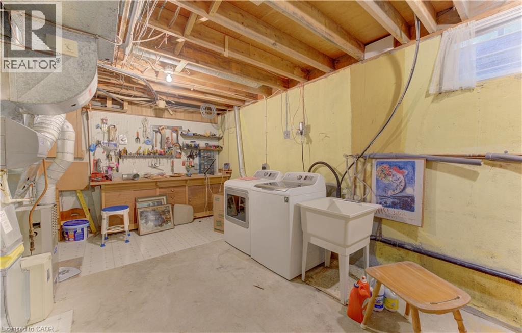 350 Coleridge Place, Waterloo, Ontario  N2L 2V8 - Photo 35 - 40862580