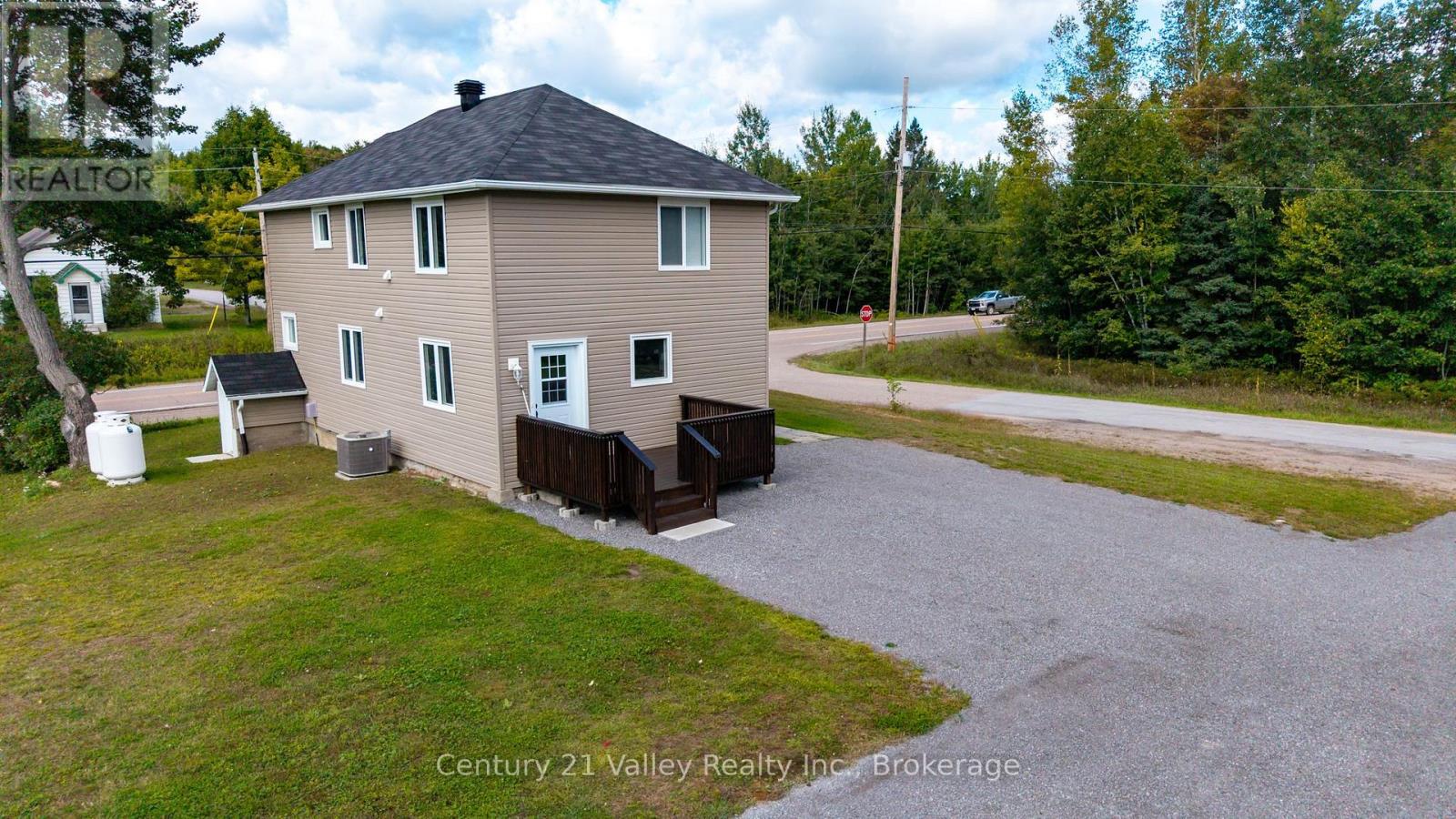 387 Sell Road, North Algona Wilberforce, Ontario  K8A 6W4 - Photo 17 - X13789078