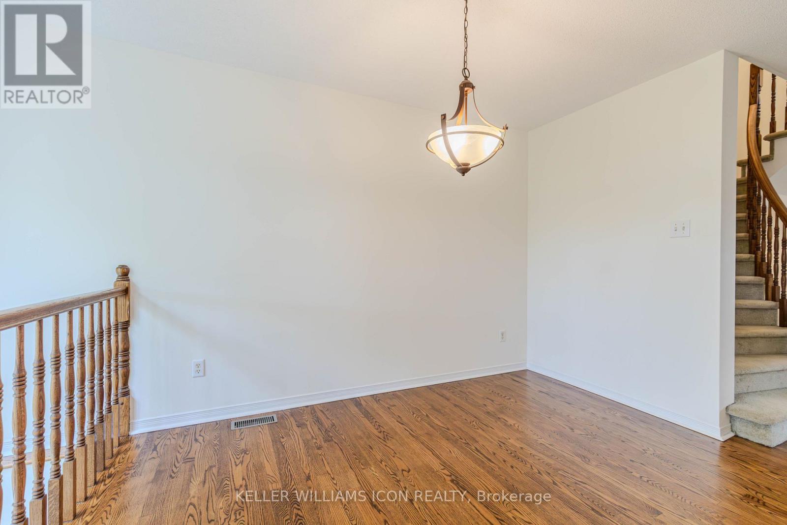 50 Malhotra Court, Ottawa, Ontario  K1V 1K2 - Photo 11 - X13789060