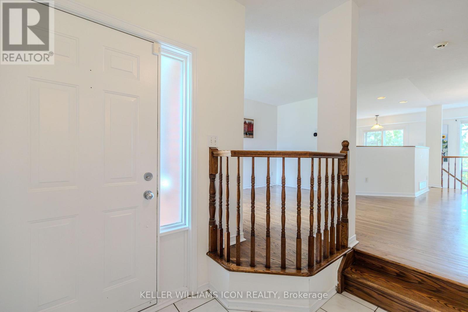50 Malhotra Court, Ottawa, Ontario  K1V 1K2 - Photo 3 - X13789060