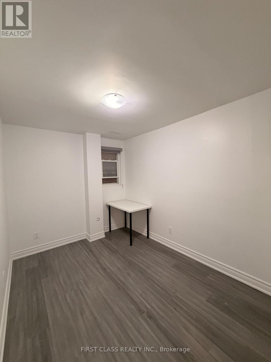 Lower - 55 Huron Street, Toronto, Ontario  M5T 2A6 - Photo 16 - C13789066
