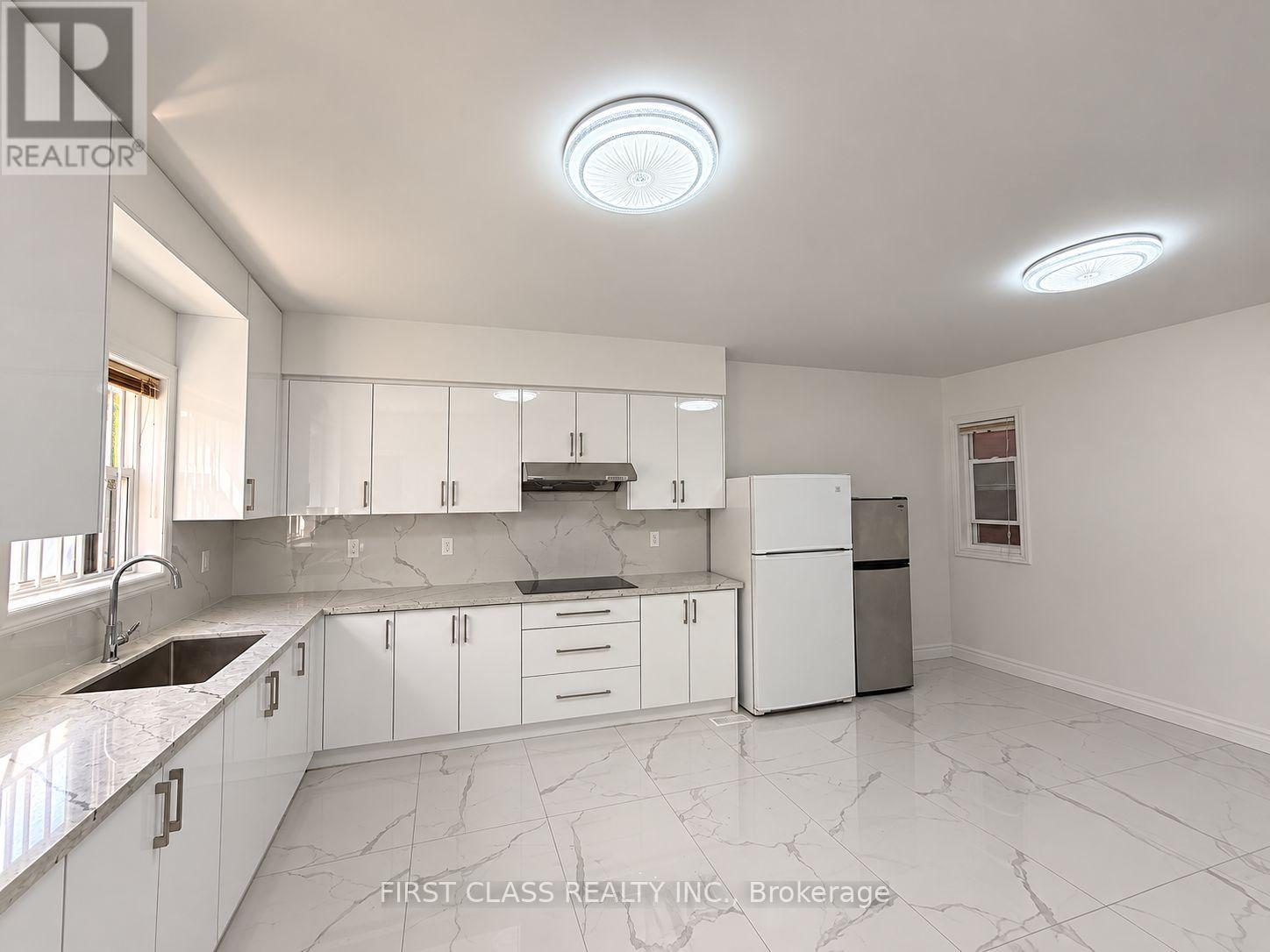 Lower - 55 Huron Street, Toronto, Ontario  M5T 2A6 - Photo 4 - C13789066