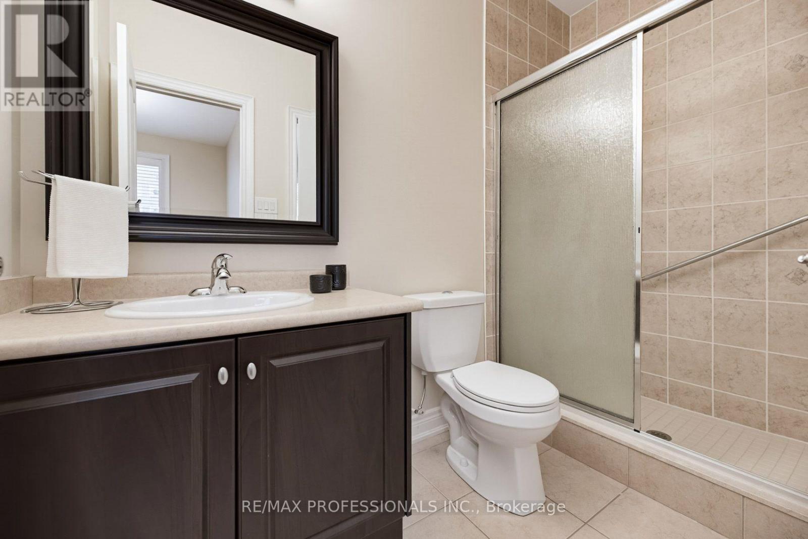 120 Isernia Crescent, Vaughan, Ontario  L4H 2Y9 - Photo 16 - N13789040