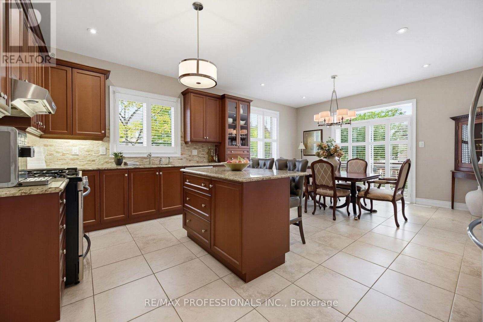 120 Isernia Crescent, Vaughan, Ontario  L4H 2Y9 - Photo 24 - N13789040