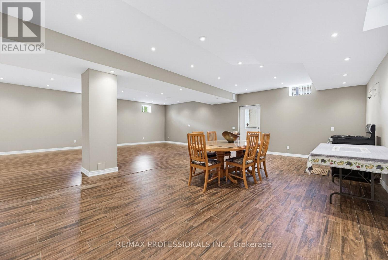 120 Isernia Crescent, Vaughan, Ontario  L4H 2Y9 - Photo 37 - N13789040