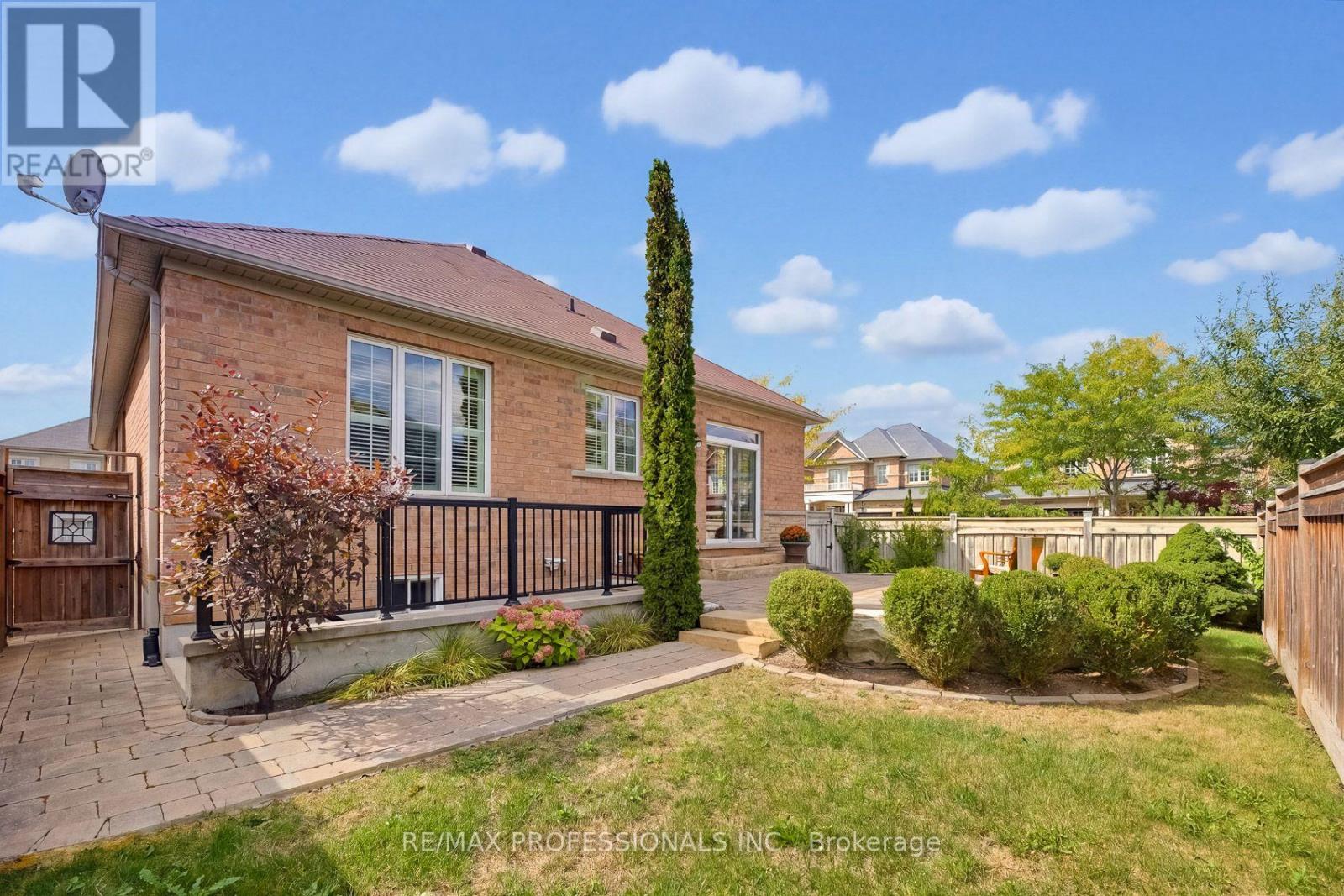 120 Isernia Crescent, Vaughan, Ontario  L4H 2Y9 - Photo 40 - N13789040