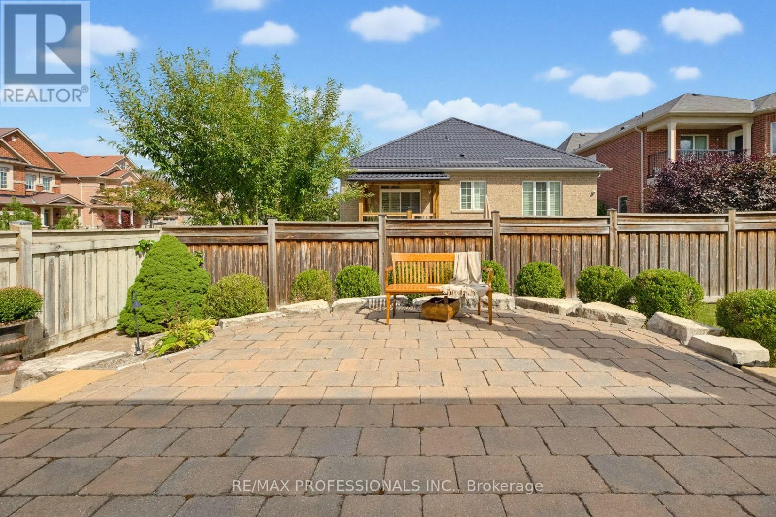 120 Isernia Crescent, Vaughan, Ontario  L4H 2Y9 - Photo 42 - N13789040