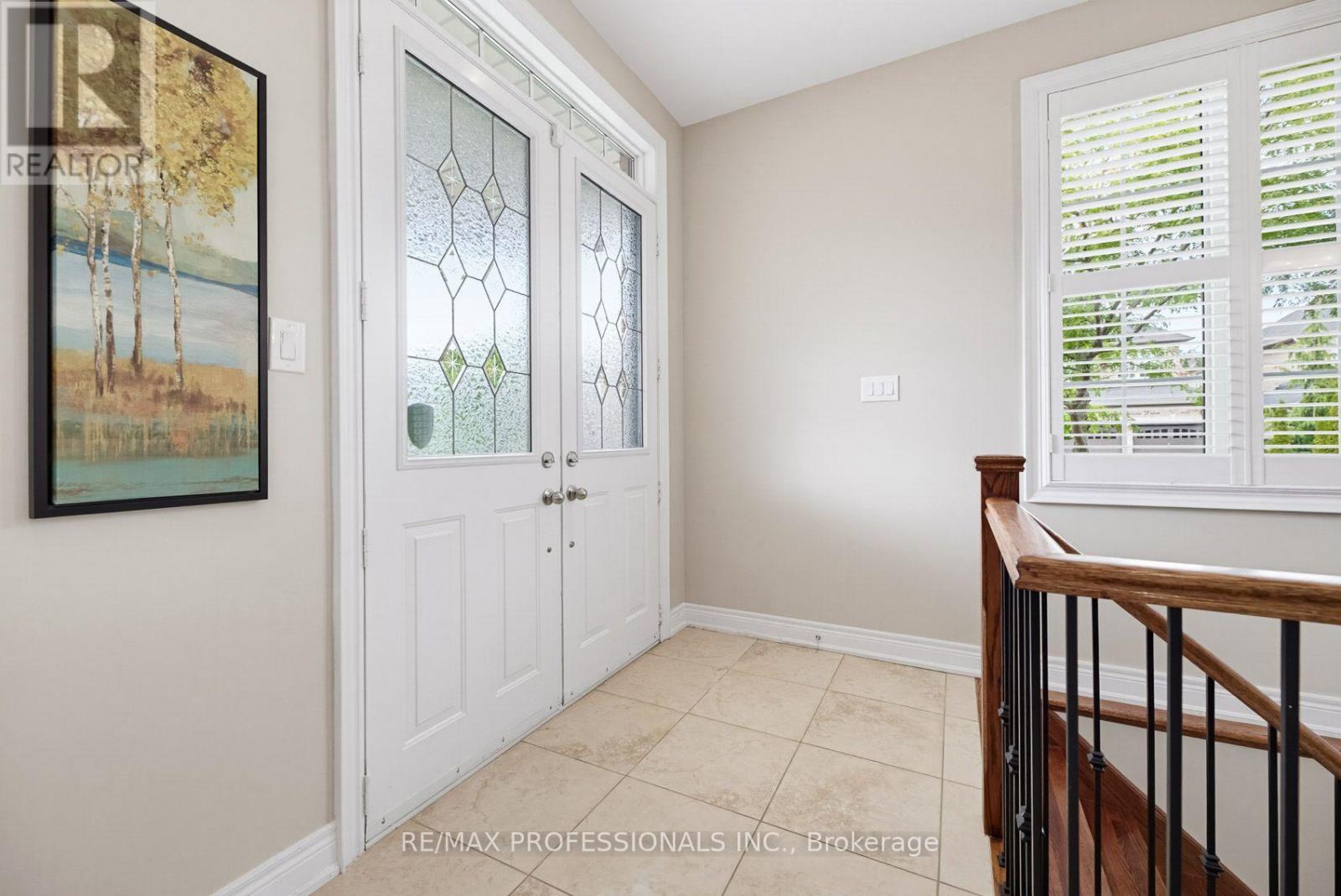 120 Isernia Crescent, Vaughan, Ontario  L4H 2Y9 - Photo 7 - N13789040