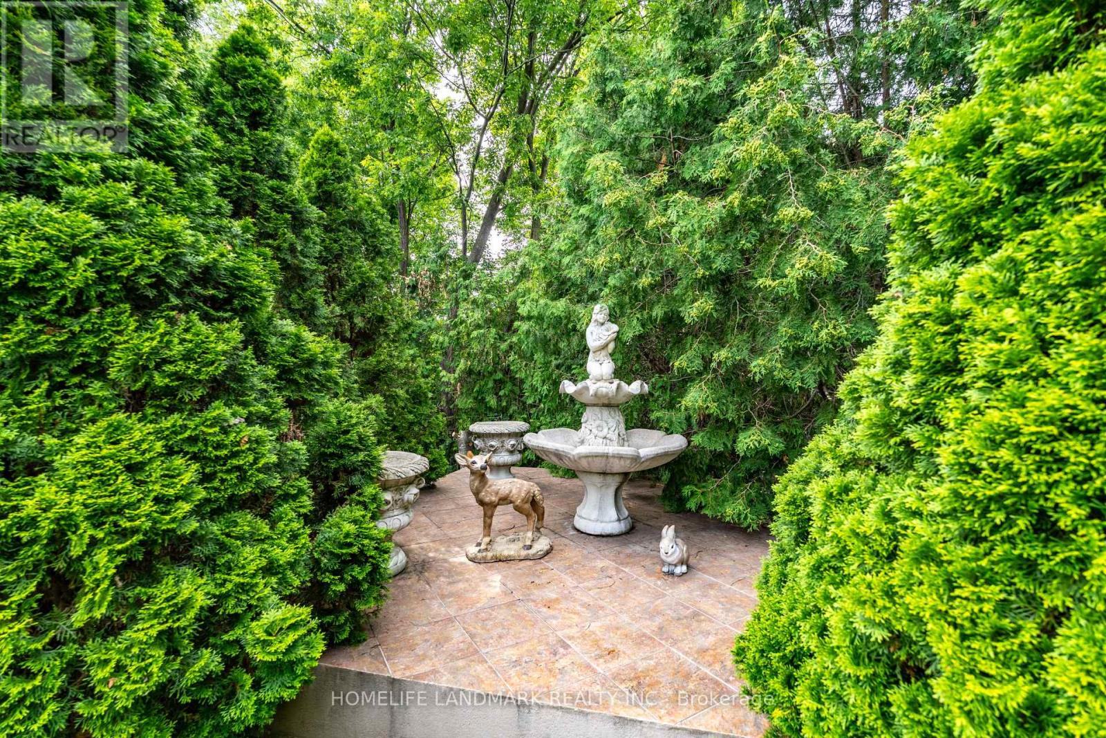 14 Meadow Heights Court, Vaughan, Ontario  L4J 1V6 - Photo 12 - N13789046
