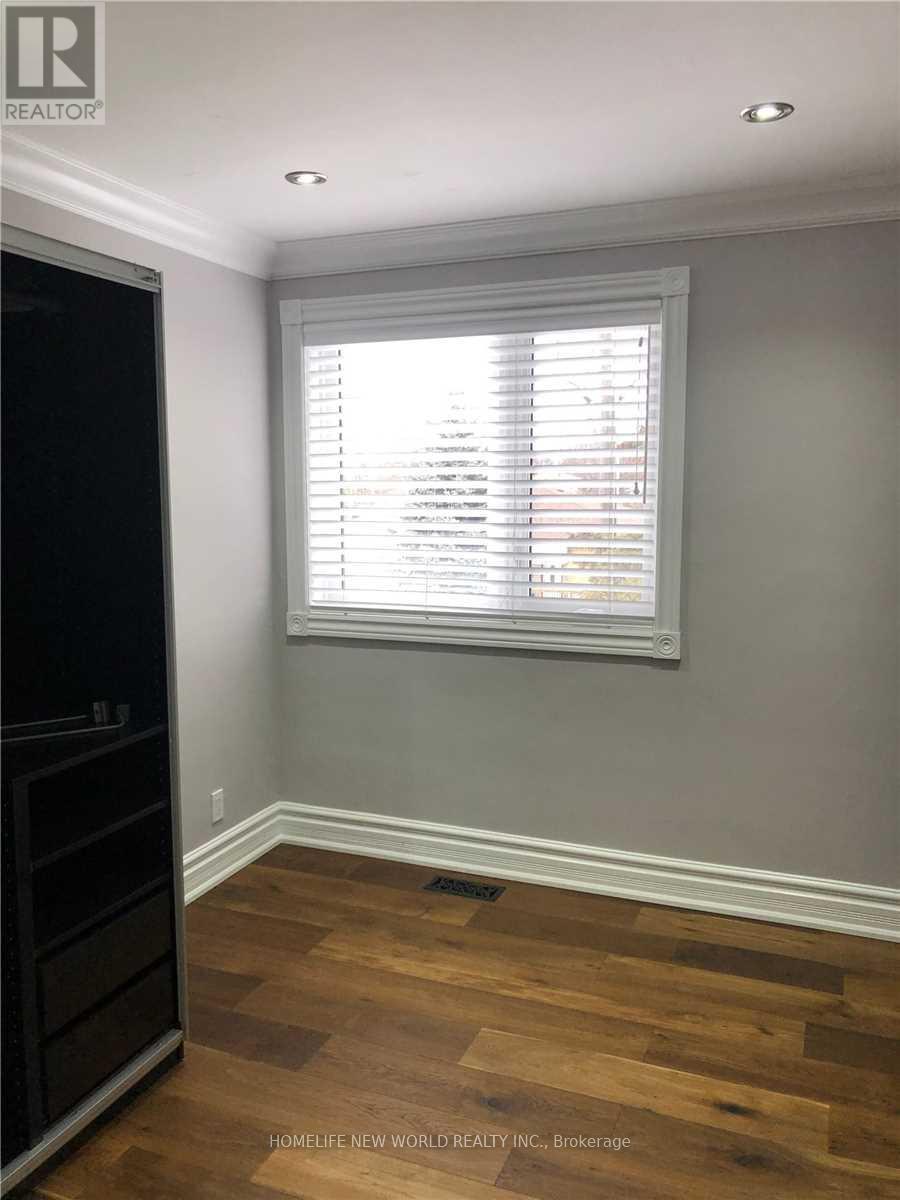 (Main Level) - 242 Alsace Road, Richmond Hill, Ontario L4C 2W8 - Photo 7 - N13789080