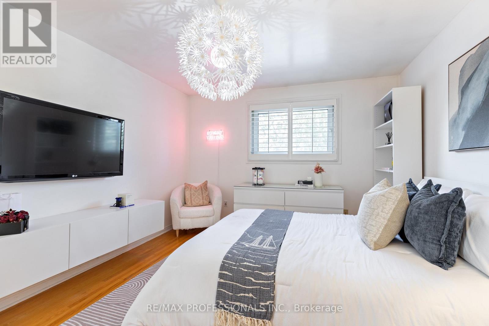 1259 Underwood Drive, Mississauga, Ontario  L4W 3M9 - Photo 21 - W13789050