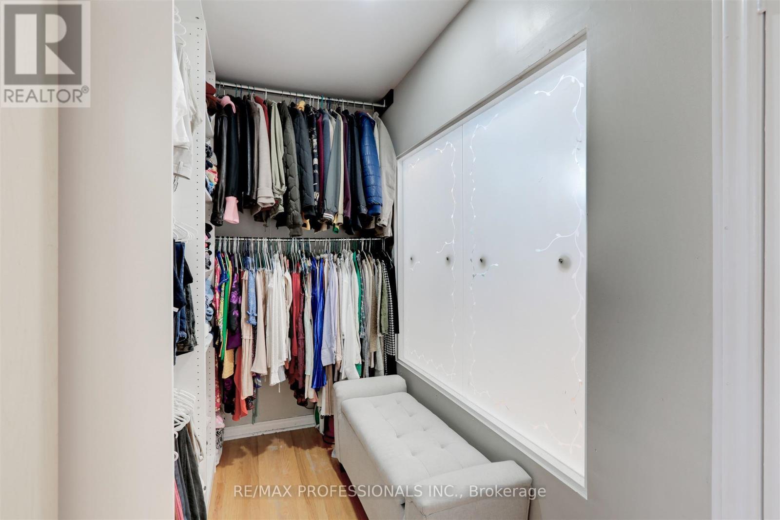 1259 Underwood Drive, Mississauga, Ontario  L4W 3M9 - Photo 24 - W13789050