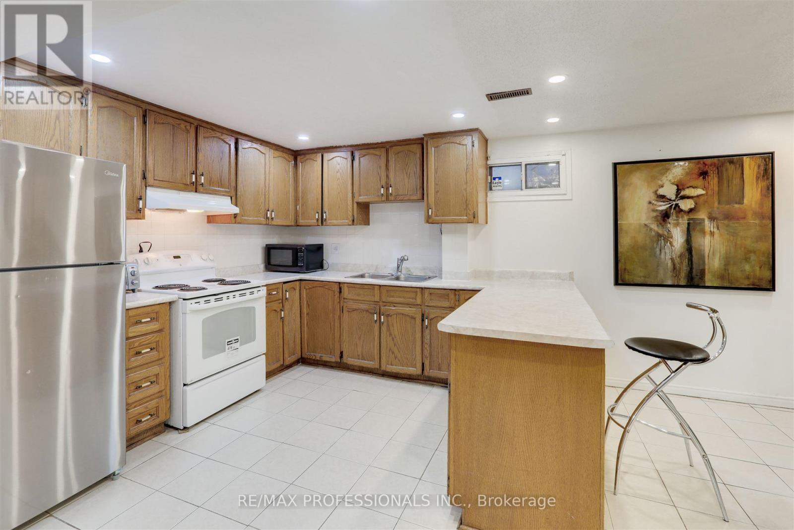 1259 Underwood Drive, Mississauga, Ontario  L4W 3M9 - Photo 29 - W13789050