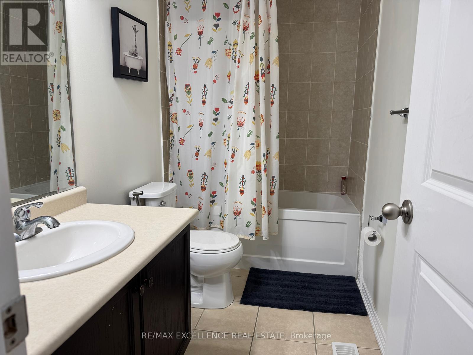 37 Dufay Road, Brampton, Ontario  L7A 4A2 - Photo 10 - W13789072