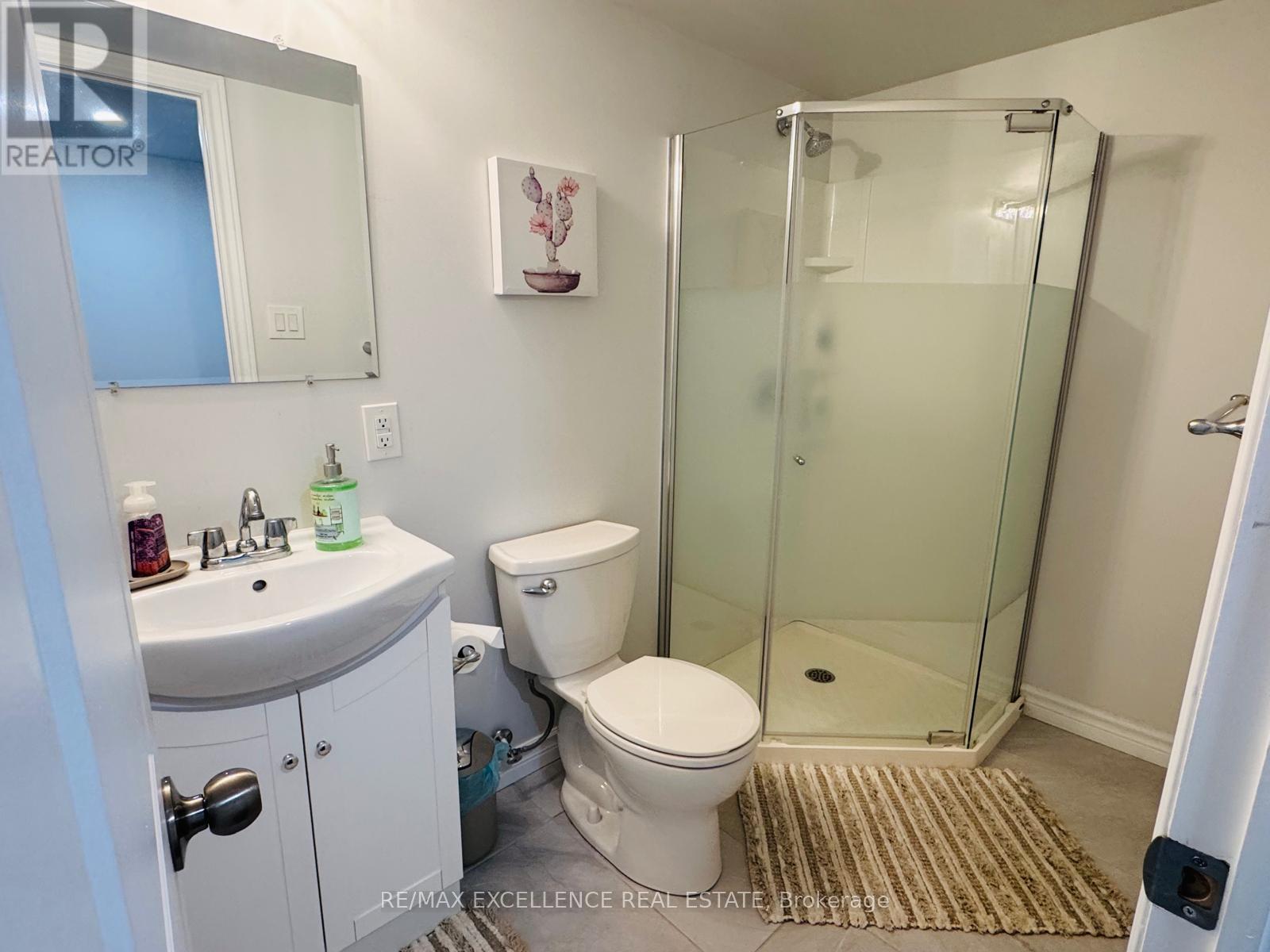 37 Dufay Road, Brampton, Ontario  L7A 4A2 - Photo 15 - W13789072