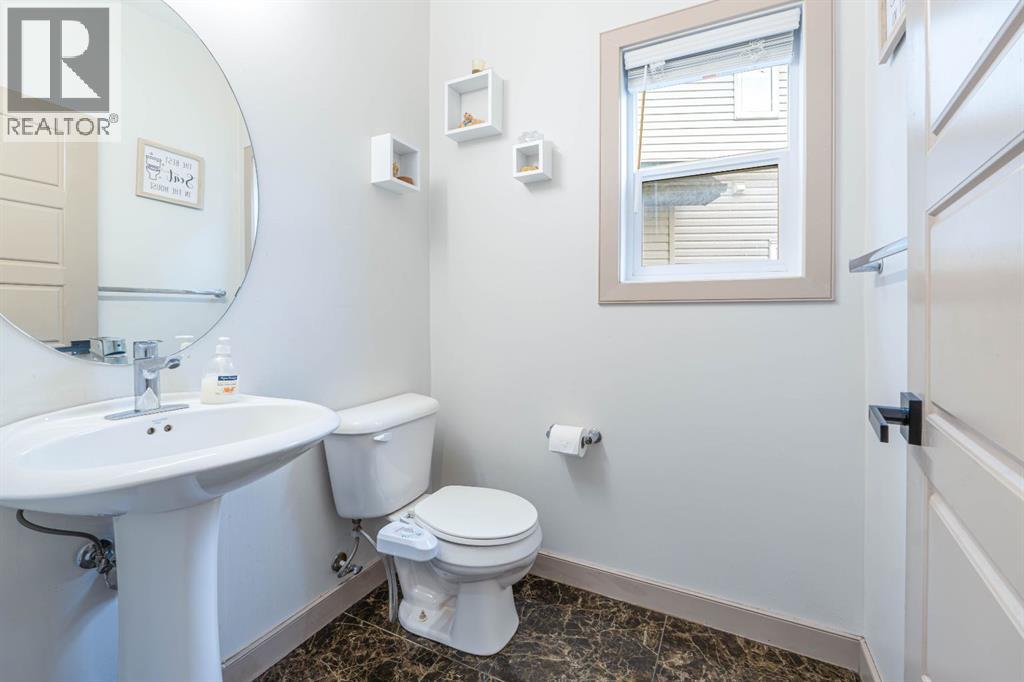 48 Skyview Point Terrace Ne, Calgary, Alberta  T3N 0G7 - Photo 40 - A2345727