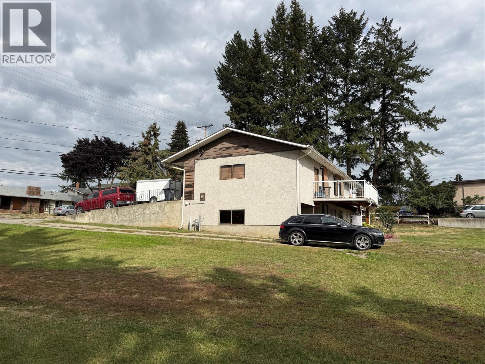 2271 Francis Street, Vernon, British Columbia  V1B 3B4 - Photo 28 - 10400875