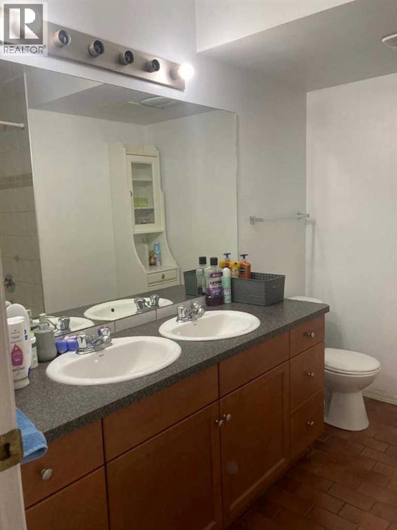 2457 22a Street NW, Calgary, Alberta  T2M 3X8 - Photo 24 - A2323007