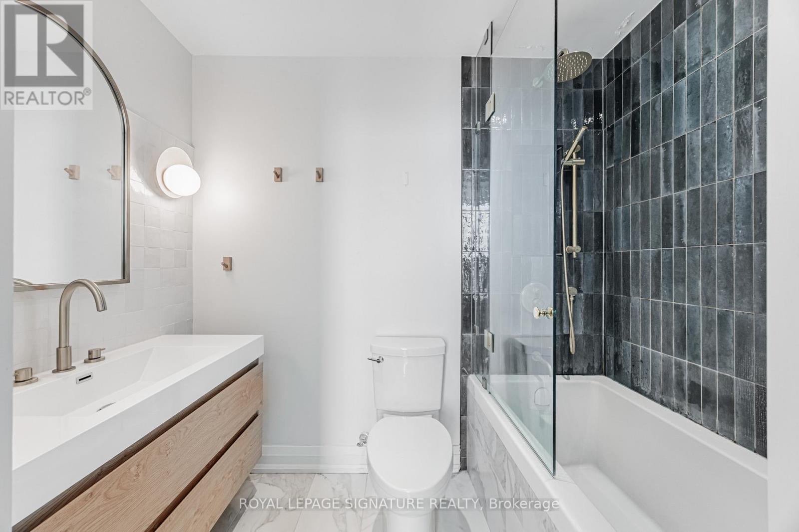 2406 - 33 Mill Street, Toronto, Ontario  M5A 3R3 - Photo 19 - C13789102