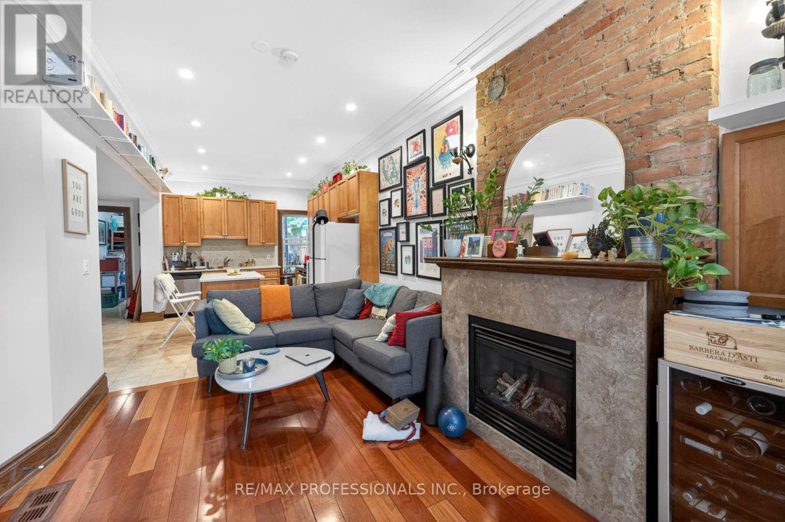 2 Afton Avenue, Toronto, Ontario  M6J 1R7 - Photo 30 - C13787578