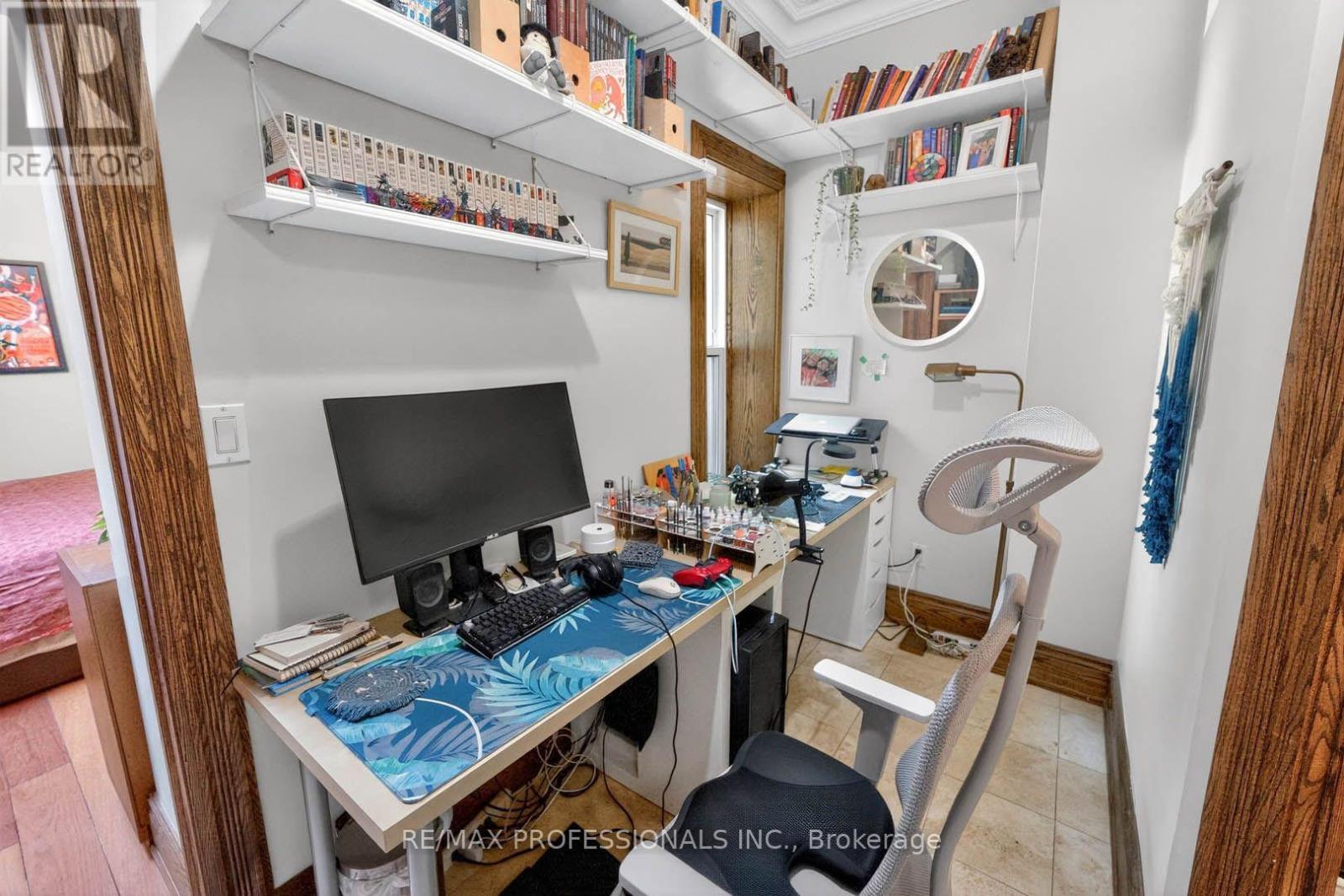 2 Afton Avenue, Toronto, Ontario  M6J 1R7 - Photo 34 - C13787578