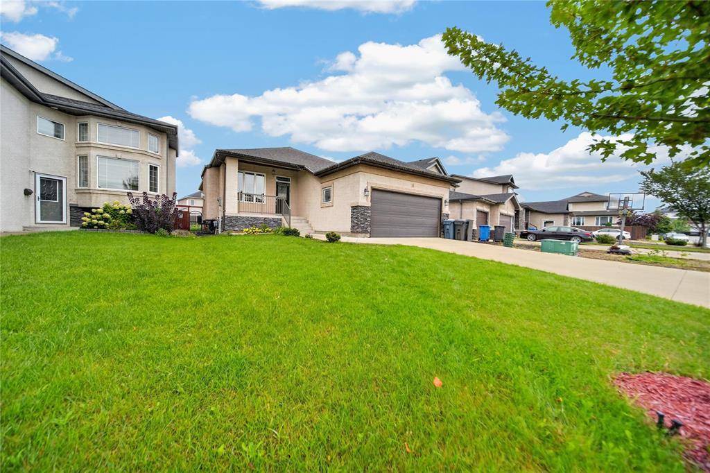 18 Allincite Road, Winnipeg, Manitoba  R2P 1S9 - Photo 0 - 202623149