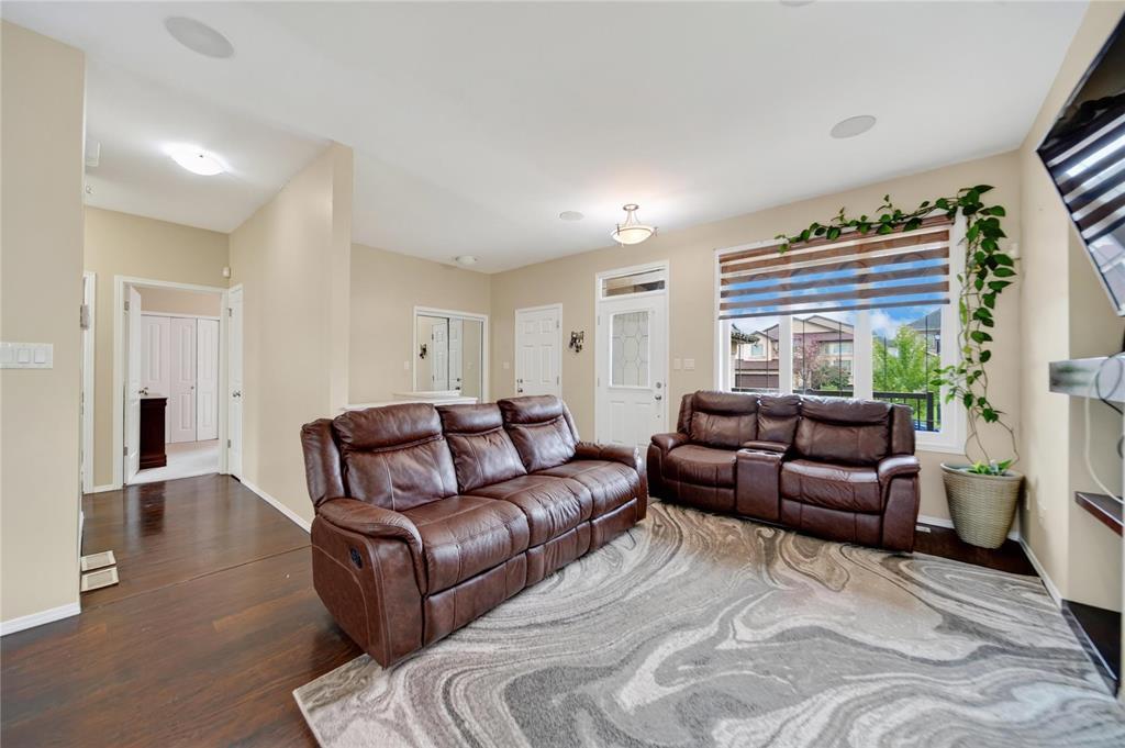 18 Allincite Road, Winnipeg, Manitoba  R2P 1S9 - Photo 3 - 202623149