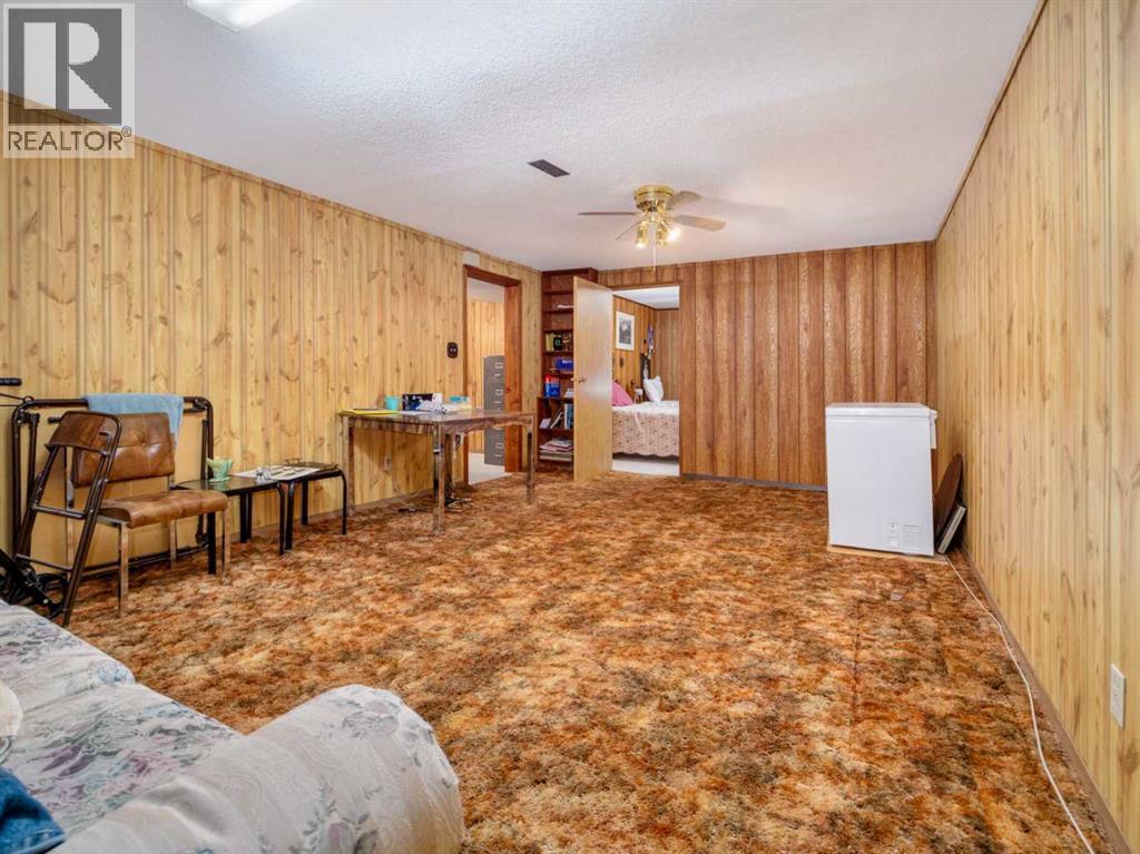 809 Hyde Street, Pincher Creek, Alberta  T0K 1W0 - Photo 35 - A2345628