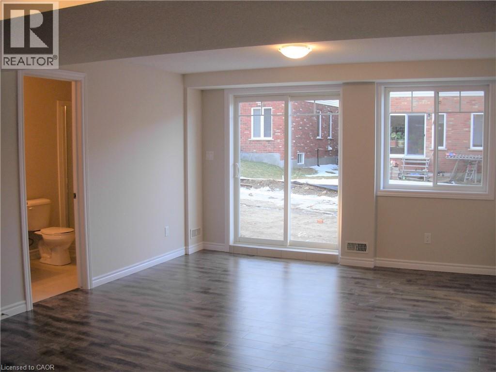 54 Eliza Avenue, Kitchener, Ontario  N2E 0C1 - Photo 17 - 40863838