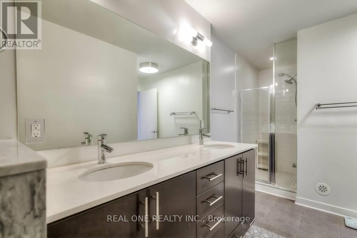 Th23 C - 370 Square One Drive, Mississauga, Ontario L5B 0E6 - Photo 10 - W13789152
