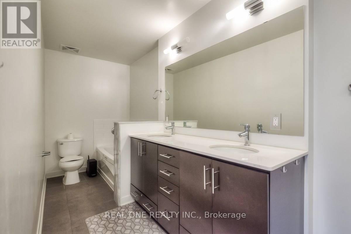Th23 C - 370 Square One Drive, Mississauga, Ontario L5B 0E6 - Photo 11 - W13789152