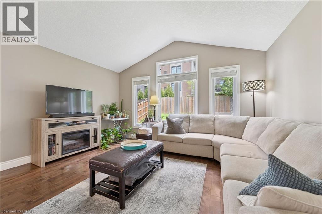 973 Creekside Drive, Waterloo, Ontario  N2V 2W5 - Photo 17 - 40832226