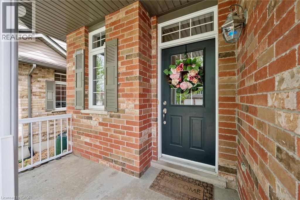 973 Creekside Drive, Waterloo, Ontario  N2V 2W5 - Photo 5 - 40832226
