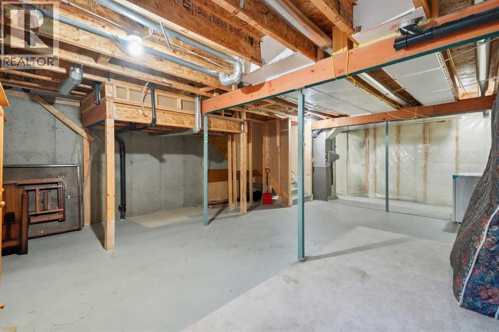55 Panatella Park, Calgary, Alberta  T3K 6L5 - Photo 17 - A2345716