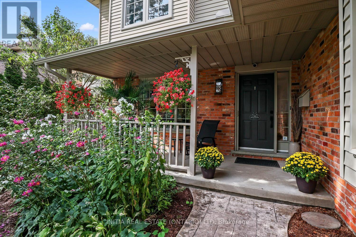 82 Masonville Crescent, London North, Ontario  N5X 3T2 - Photo 5 - X13789192