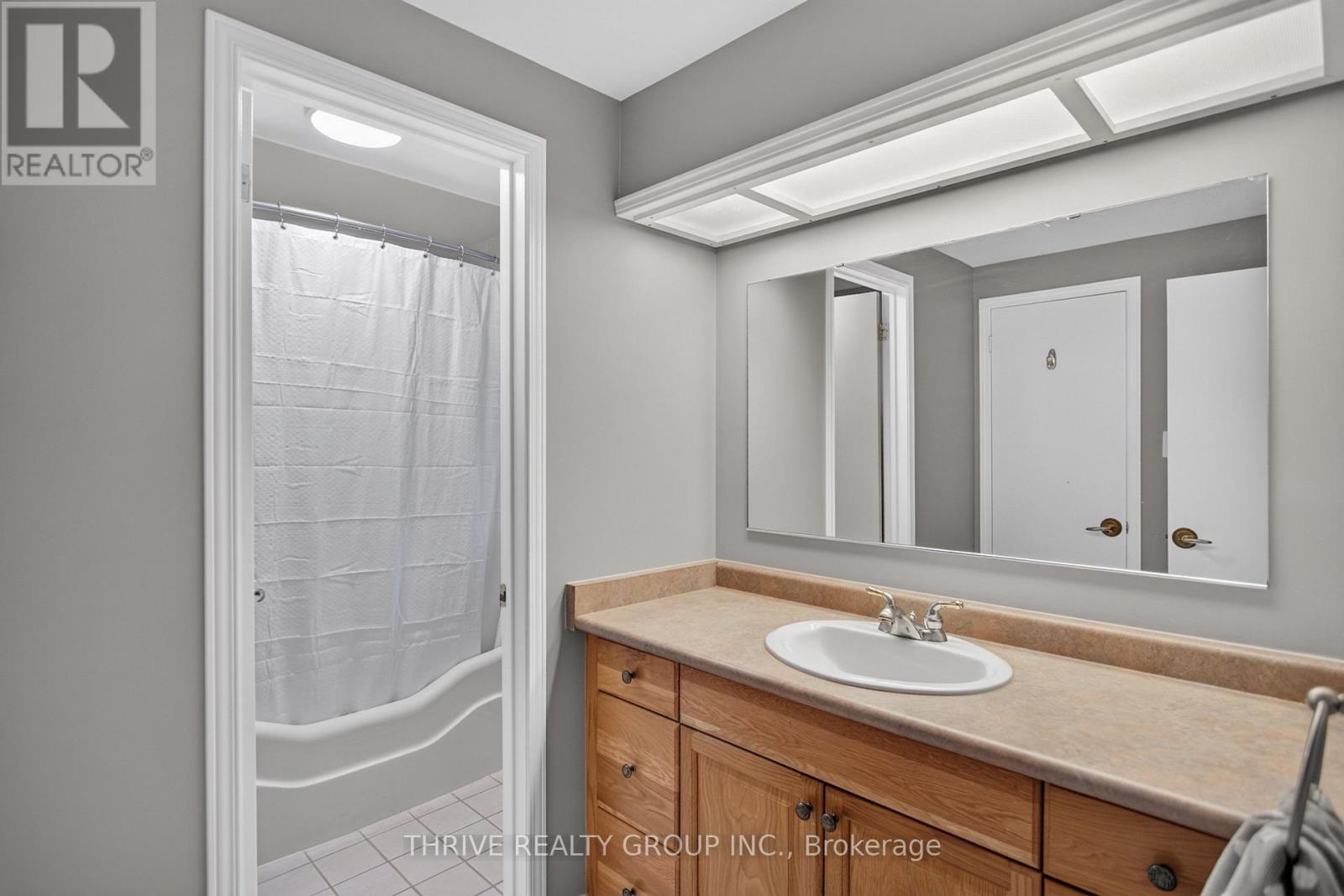 18 Rexway Road, London North, Ontario  N6G 3C3 - Photo 30 - X13789208