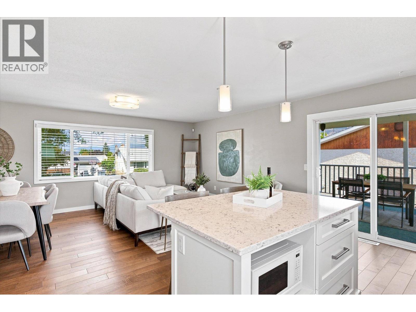 295 Husch Road, Kelowna, British Columbia  V1X 1M9 - Photo 13 - 10400431